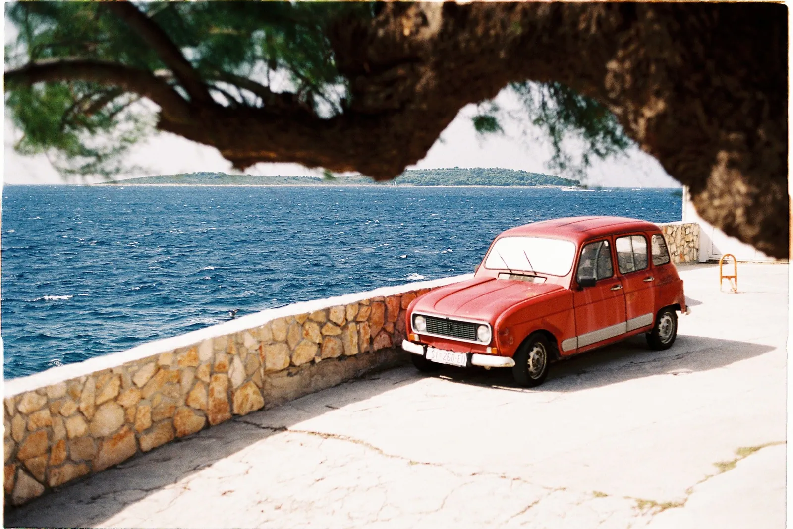 Balades en voiture ancienne le long du littoral catalan