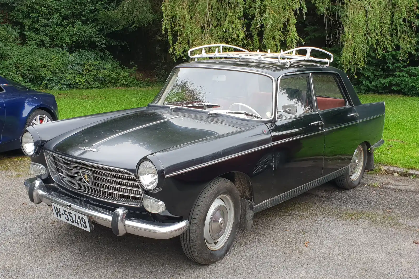 Peugeot 404 ou Ford Taunus : quel choix pour une collection