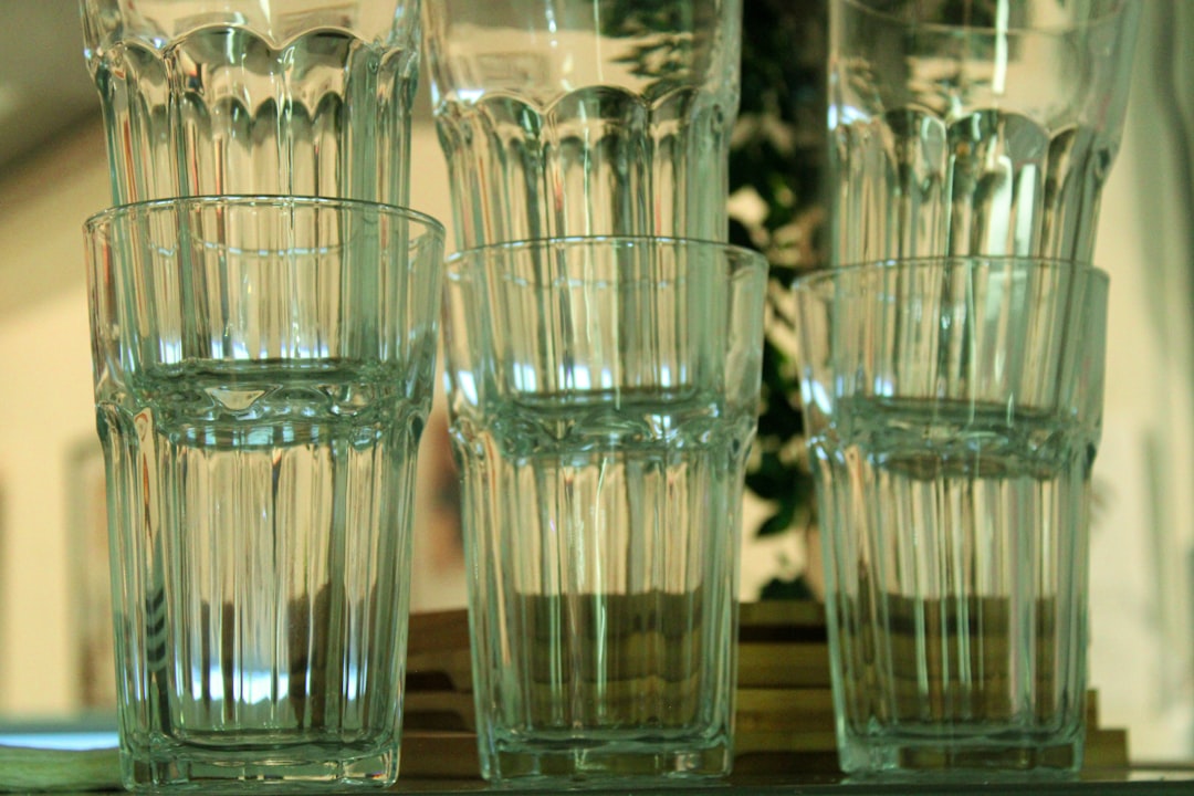Film alimentaire vs bocaux en verre : quel choix pour conserver ?